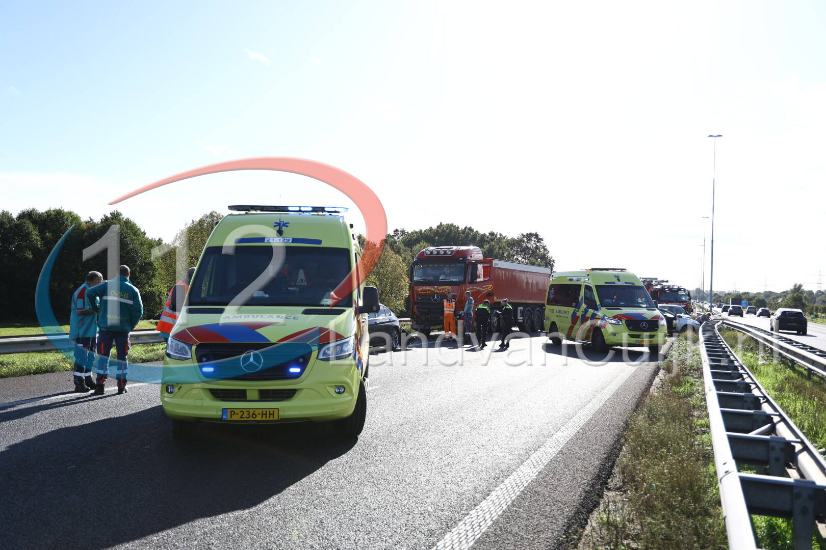 Meerdere auto’s en vrachtwagens betrokken bij ongeval A73 Linden